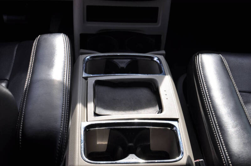 2015 Chrysler Town and Country Touring