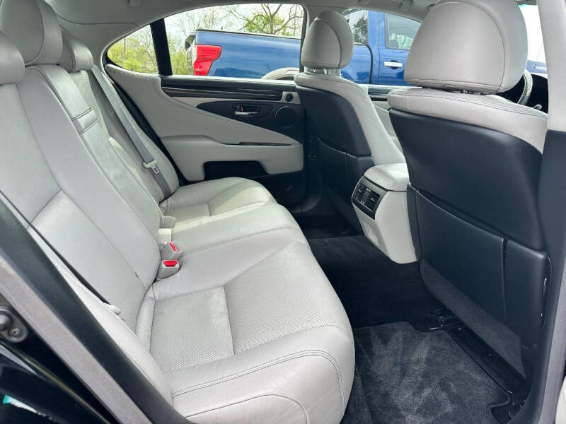 2014 Lexus LS 460