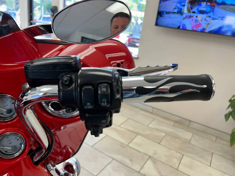 2012 Harley-Davidson Street Glide Special