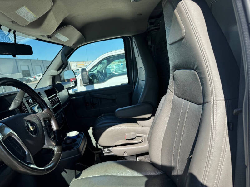 2016 Chevrolet Express 3500