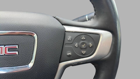 2017 GMC Acadia SLT-1