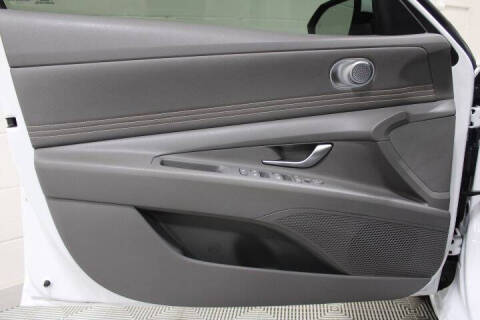 2022 Hyundai Elantra