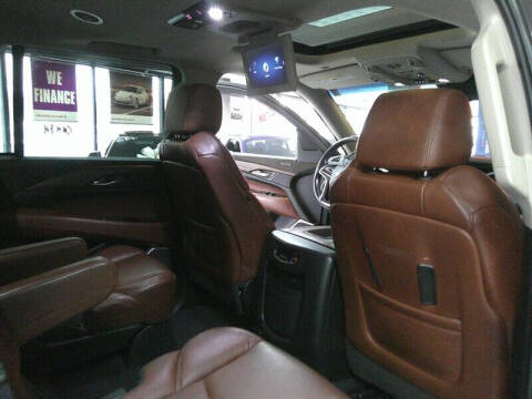 2018 Cadillac Escalade Luxury