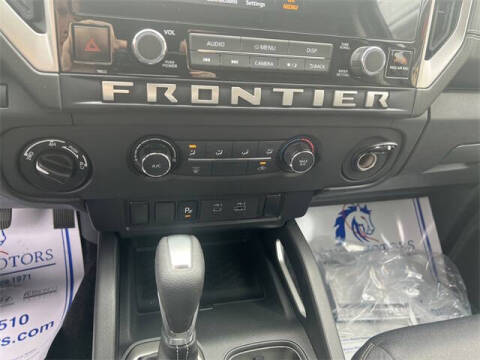 2025 Nissan Frontier SV