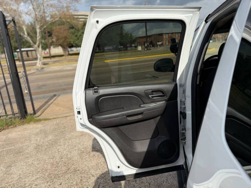 2014 Chevrolet Tahoe Special Service