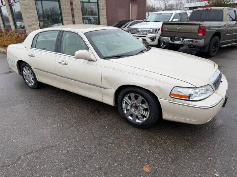 2003 Lincoln Town Car Cartier