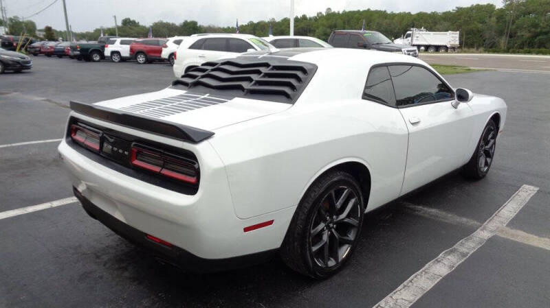 2019 Dodge Challenger SXT