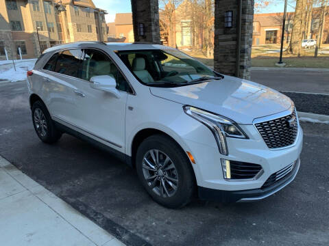2021 Cadillac XT5 for sale at CarCo Direct in Cleveland OH