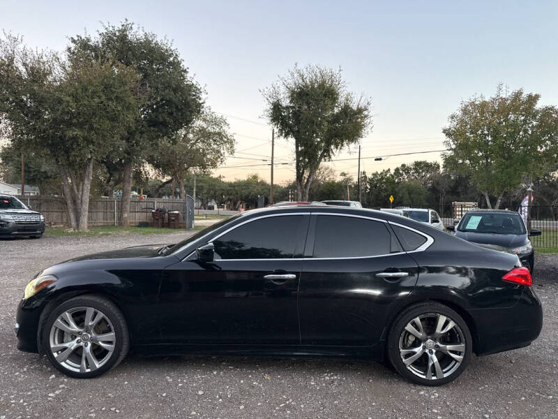 2012 Infiniti M37