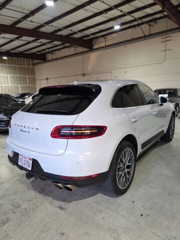 2017 Porsche Macan S