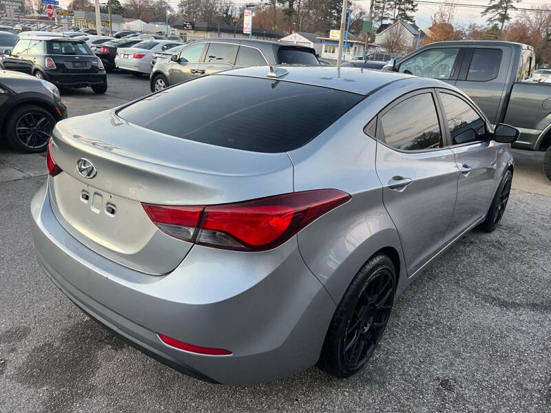 2016 Hyundai Elantra SE photo 8