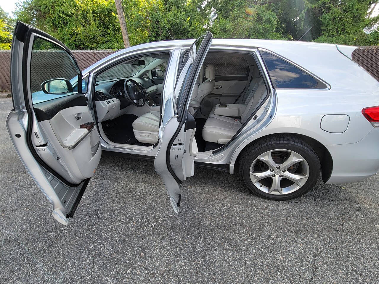 2009 Toyota Venza for sale at Smart Choice Auto Center LLC in Richmond, VA