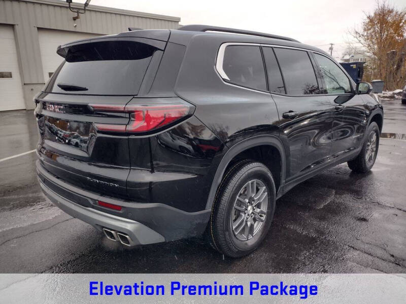 2025 GMC Acadia Elevation
