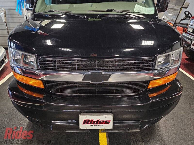 2022 Chevrolet Express 2500