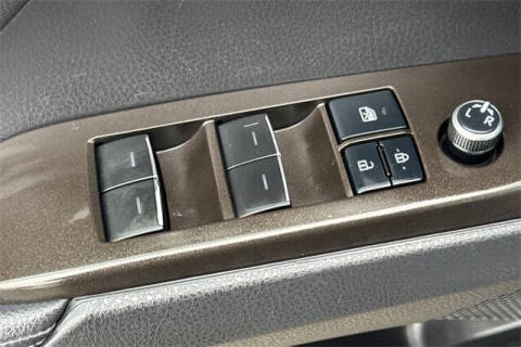 2021 Toyota Camry Hybrid XLE