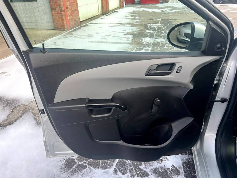 2020 Chevrolet Sonic LT