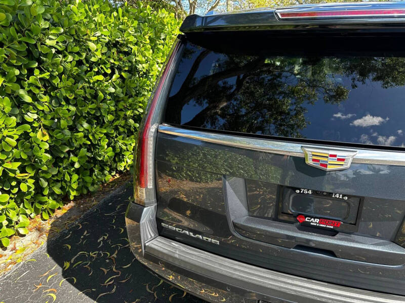 2020 Cadillac Escalade ESV Luxury