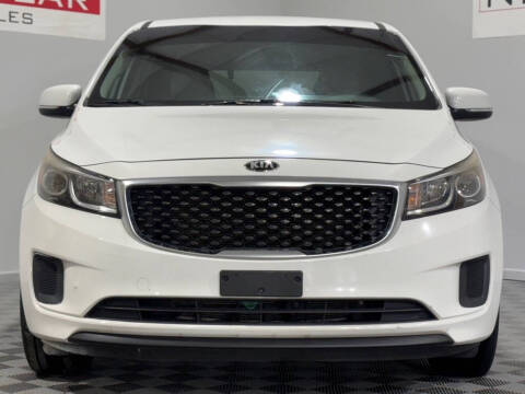 2016 Kia Sedona LX