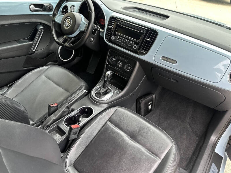 2012 Volkswagen Beetle 2.5L