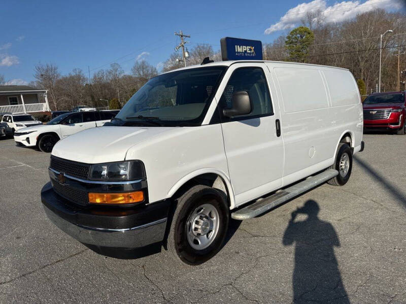 2024 Chevrolet Express 2500