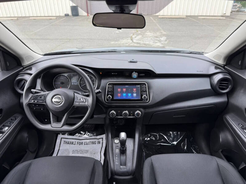 2023 Nissan Kicks S