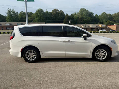 2017 Chrysler Pacifica Touring