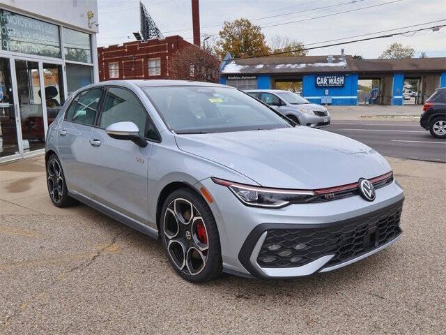 2026 Volkswagen Golf GTI Autobahn