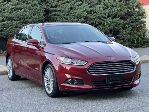 2014 Ford Fusion Hybrid SE