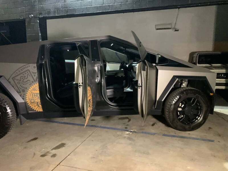 2024 Tesla Cybertruck