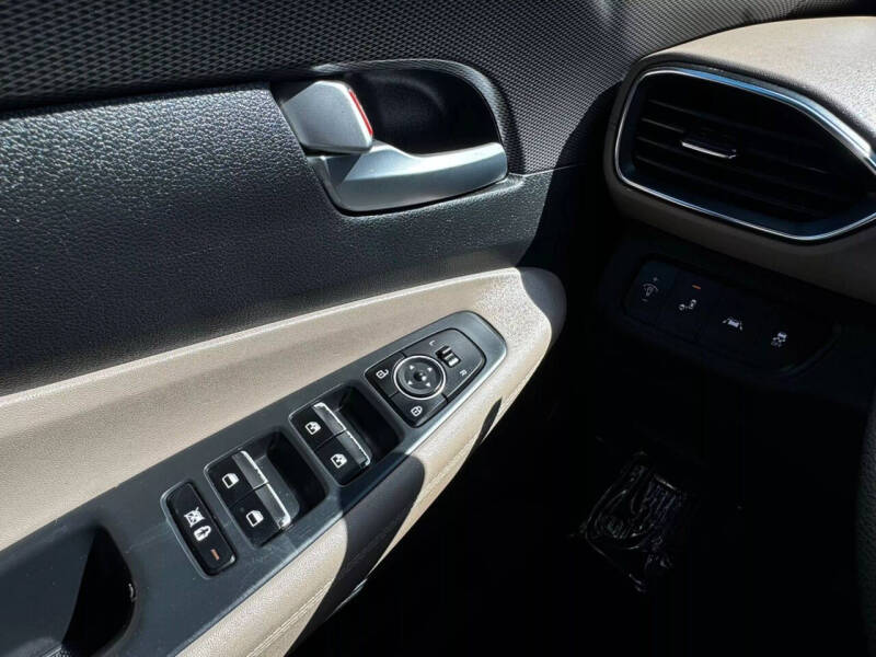 2020 Hyundai Santa Fe SEL