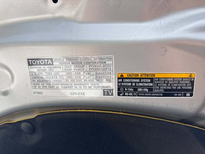 2015 Toyota Prius v Five