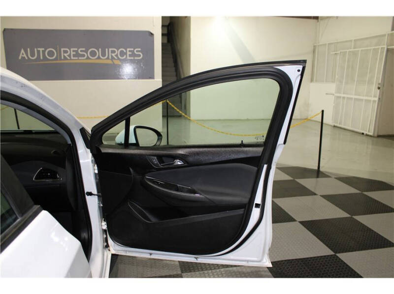 2019 Chevrolet Cruze LS