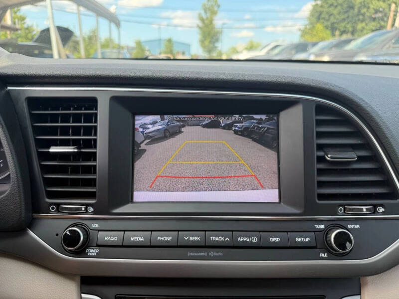 2018 Hyundai Elantra