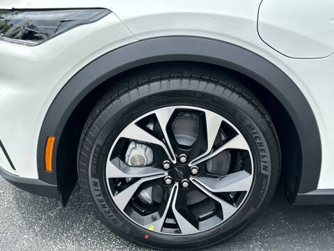 2026 Ford Mustang Mach-E Select