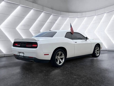 2019 Dodge Challenger SXT