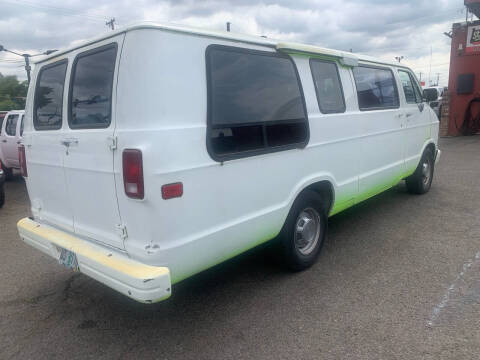 1990 Dodge Ram Van B250