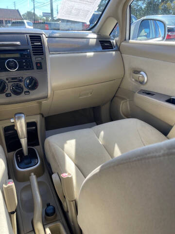 2009 Nissan Versa 1.8 S