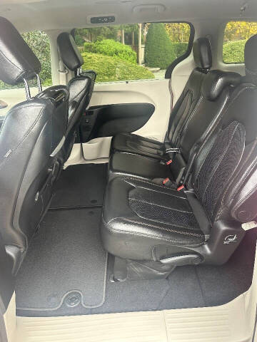 2018 Chrysler Pacifica Touring L Plus