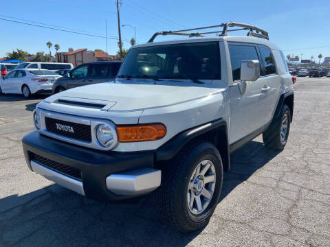 2014 Toyota FJ Cruiser for sale at Loanstar Auto in Las Vegas NV