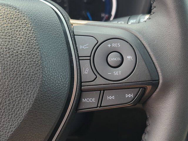 2023 Toyota RAV4 Hybrid SE