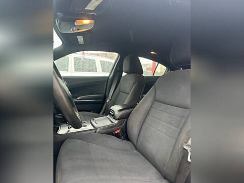 2013 Dodge Charger SE