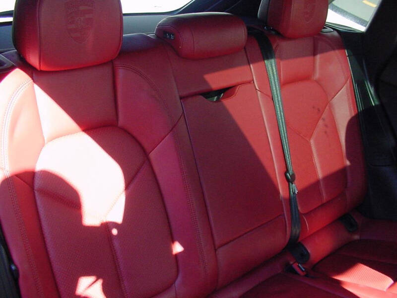 2016 Porsche Macan Turbo