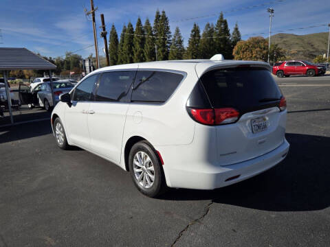 2017 Chrysler Pacifica Touring