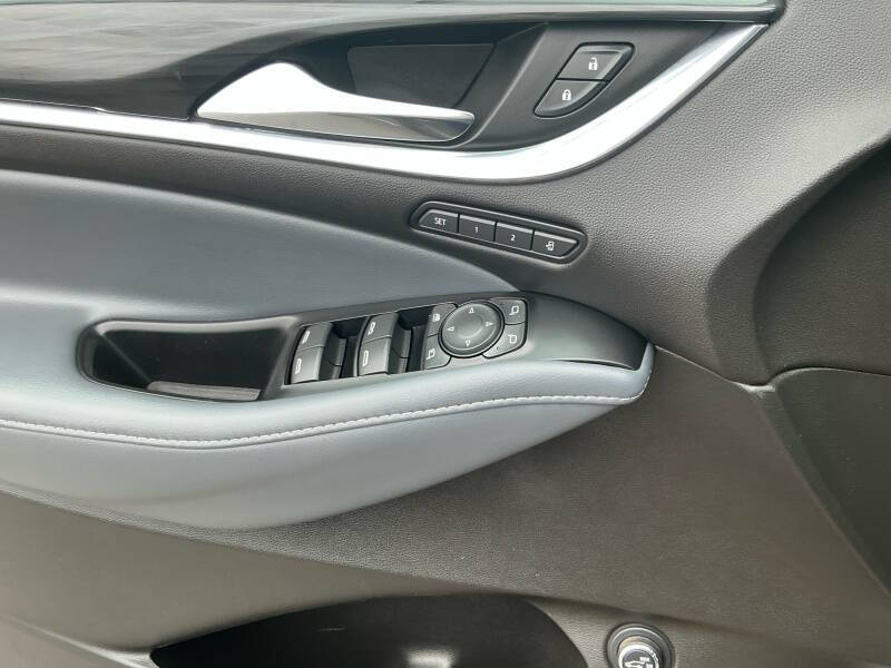 2023 Buick Enclave Premium