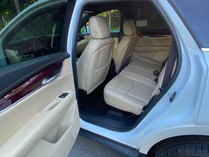 2018 Cadillac XT5 Luxury