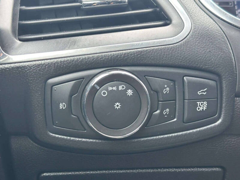 2021 Ford Edge Titanium
