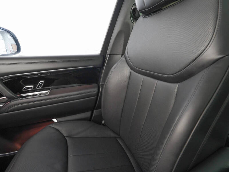 2023 Land Rover Range Rover P400 SE