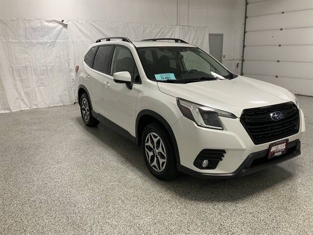 2022 Subaru Forester Premium