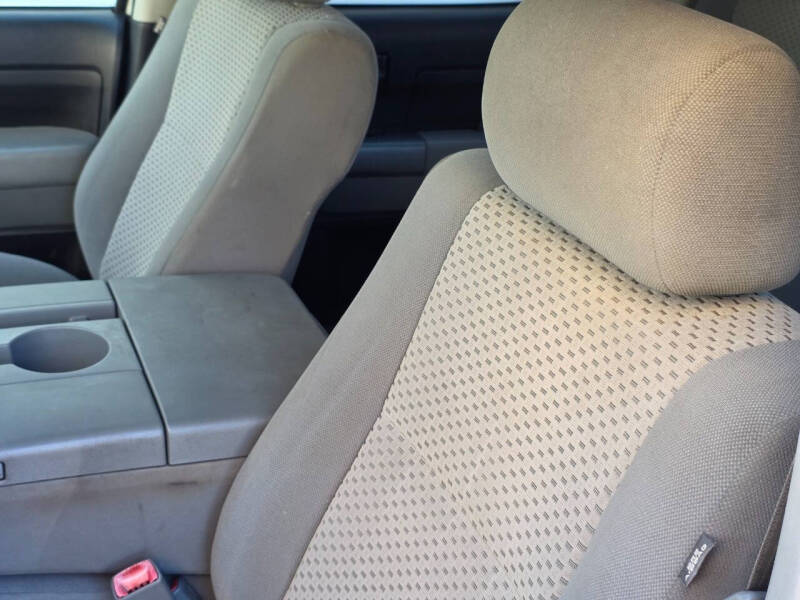 2012 Toyota Tundra Grade