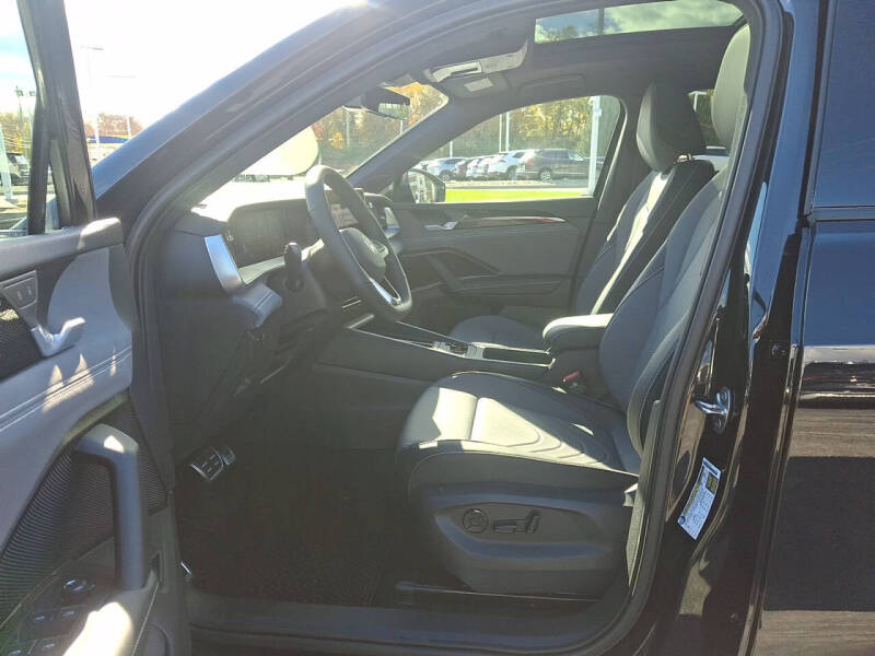 2026 Volkswagen Tiguan SE R-Line Black 4Motion